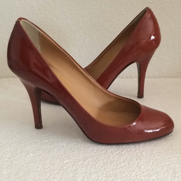 J. Crew Shoes - J. Crew size 8 leather heels made in Italy